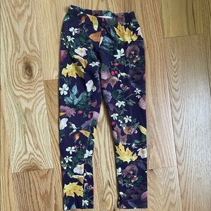 Molo berry picking kids leggings. Size 6